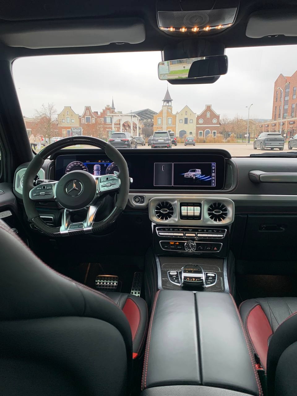 Mercedes-Benz G63 AMG