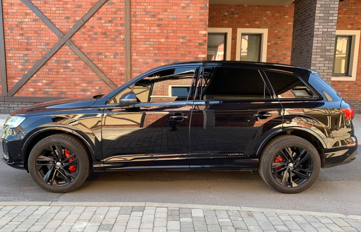 Audi Q7 S Line