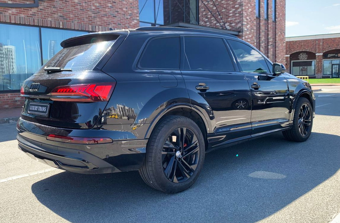 Audi Q7 S Line