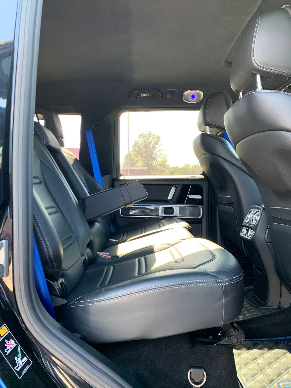 Mercedes-Benz G800 Brabus Blue