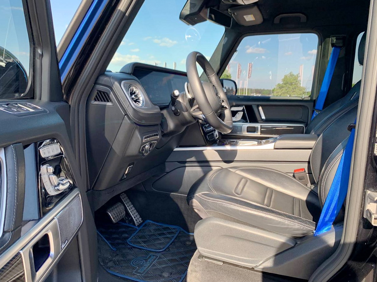 Mercedes-Benz G800 Brabus Blue