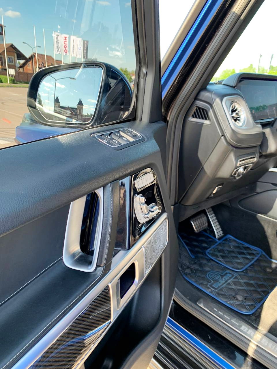 Mercedes-Benz G800 Brabus Blue