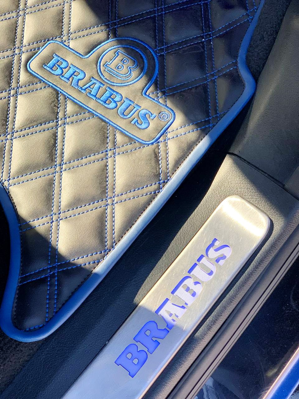 Mercedes-Benz G800 Brabus Blue